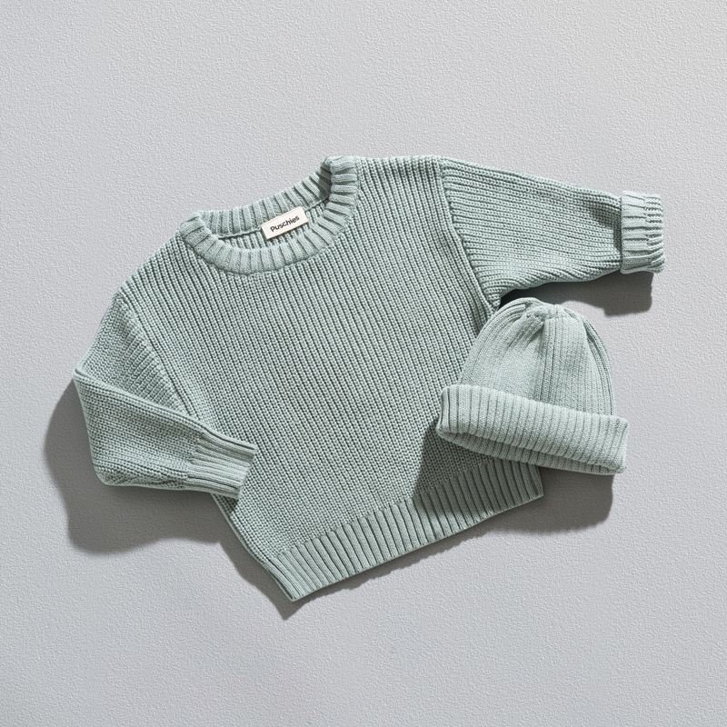 Strick-Set: Pullover und Beanie