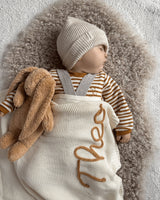Personalisierte Strickdecke mit Namen - aus 100% Baumwolle