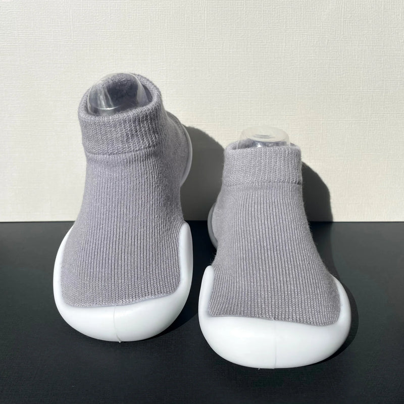Puschies Sockenschuhe - rutschfeste & atmungsaktive Baby Barfußschuhe aus Baumwolle