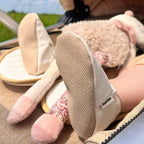 Cozy soft & ultra light | So soft that your child will barely feel our summer barefoot shoes. Weighing just 20g per shoe, our barefoot shoes are about as light as regular socks – perfect for carefree playing and exploring.