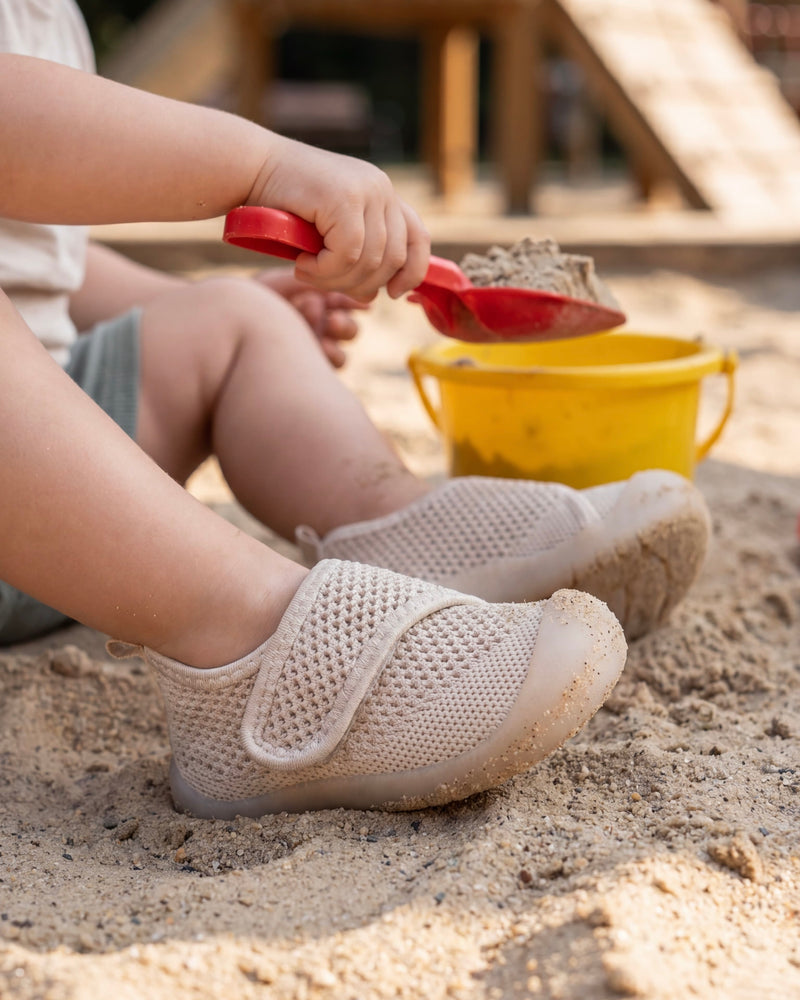 Barefoot shoes for little explorers