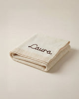 Personalisierte Strickdecke mit Namen - aus 100% Baumwolle